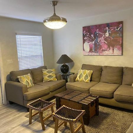 Private Townhouse With Courtyard And Covered Patio West Palm Beach Exterior photo